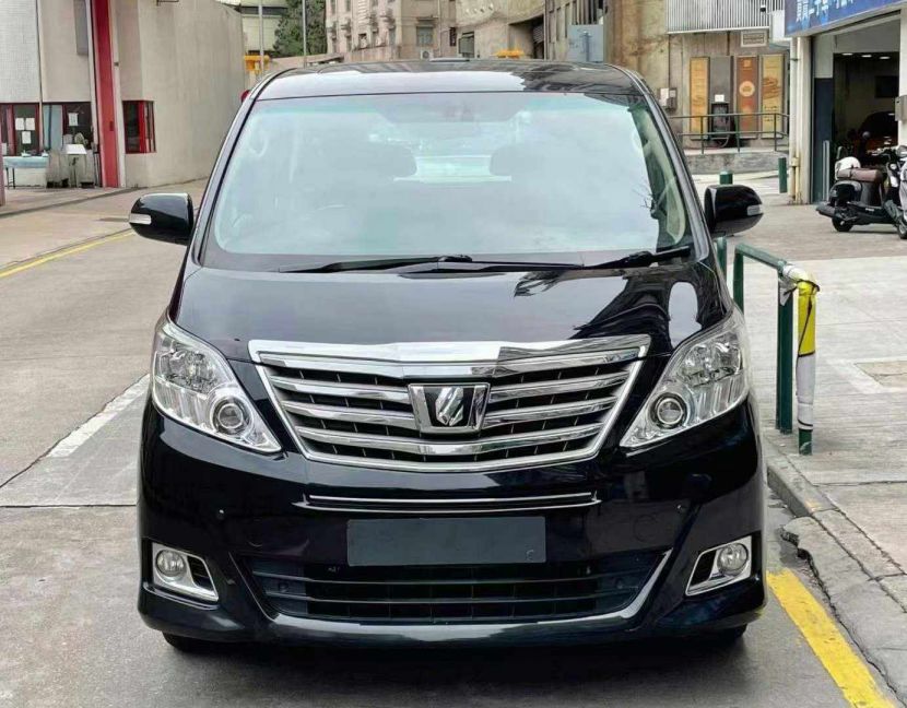 Toyota豐田 Alphard