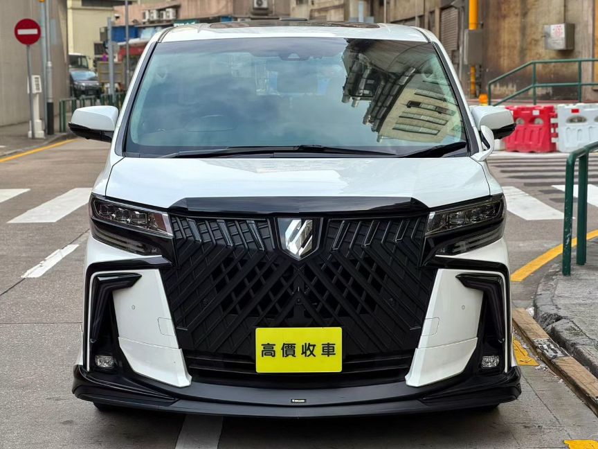 Toyota豐田 Alphard