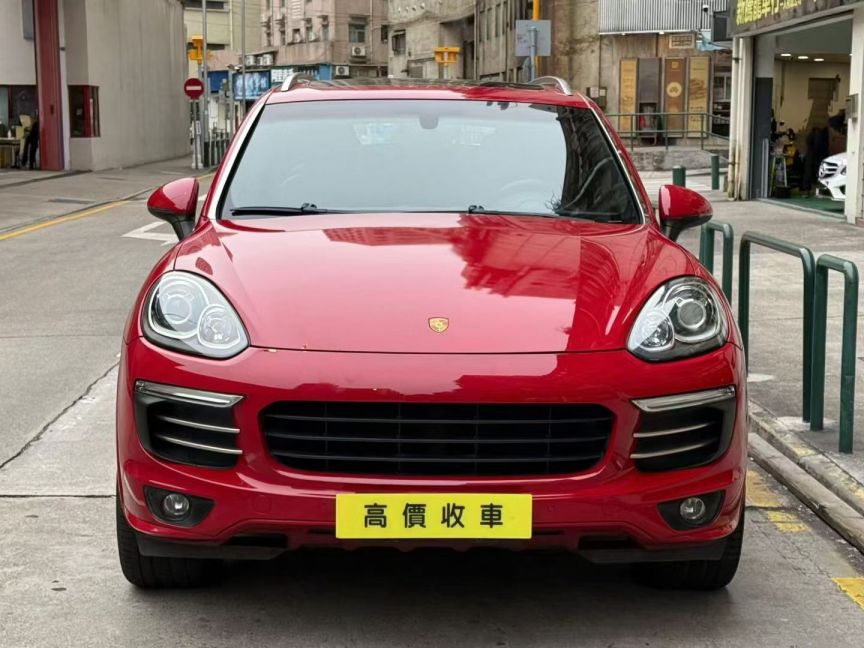 Porsche保時捷 Cayenne
