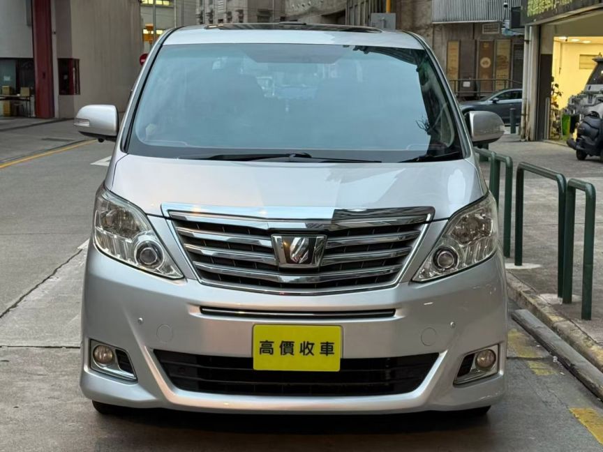 Toyota豐田 Alphard