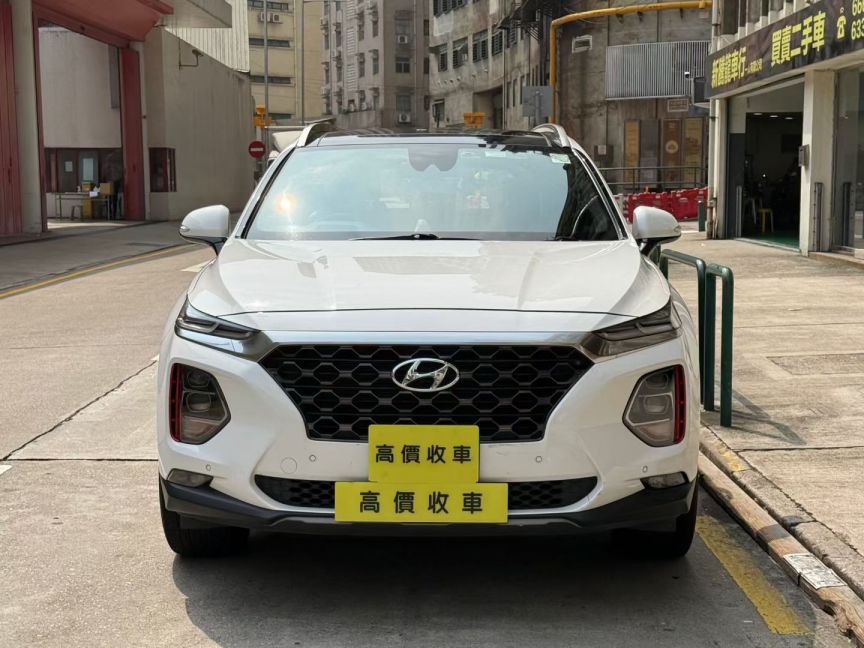 Hyundai現代 Santa Fe