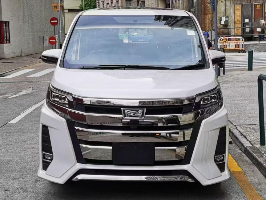 Toyota豐田 NOAH