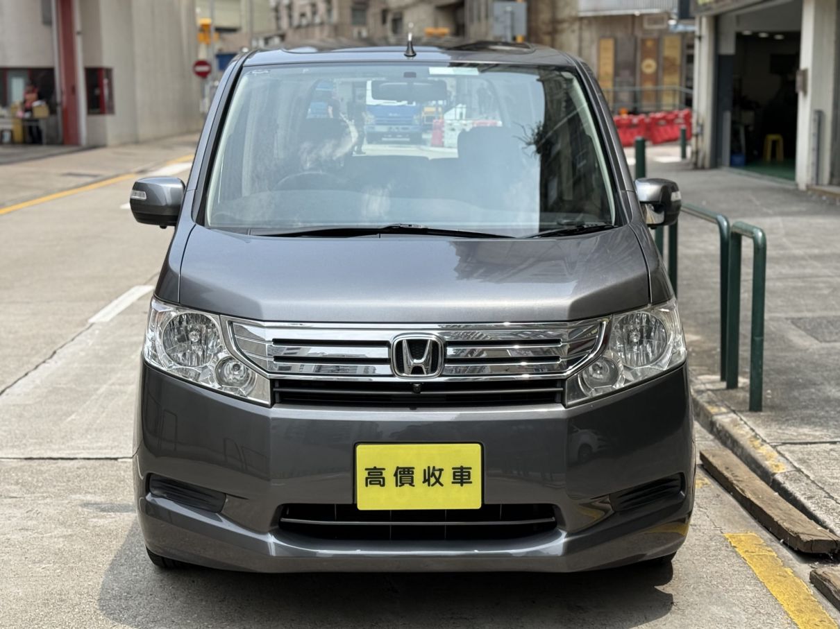 Honda本田 Stepwgn